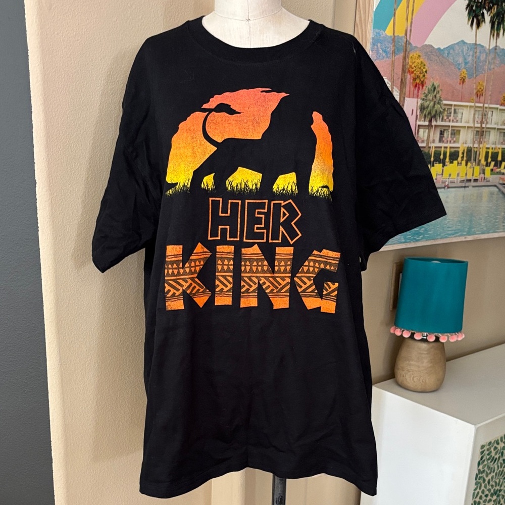 Her King Tee